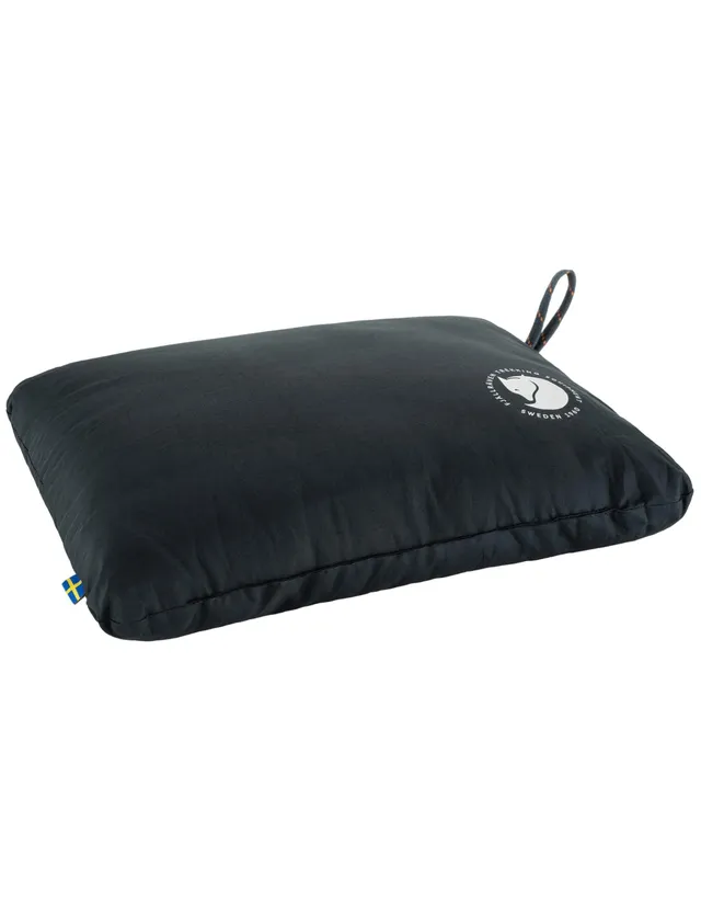 fj-llr-ven-abisko-travel-pillow-reisekissen-blue-shadow-kompakt-und-leicht image 1