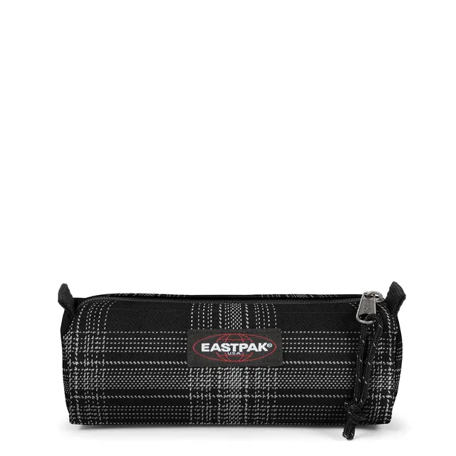 eastpak-benchmark-single-federm-ppchen-im-karo-muster-checked-dark-kompaktes-etu image 1