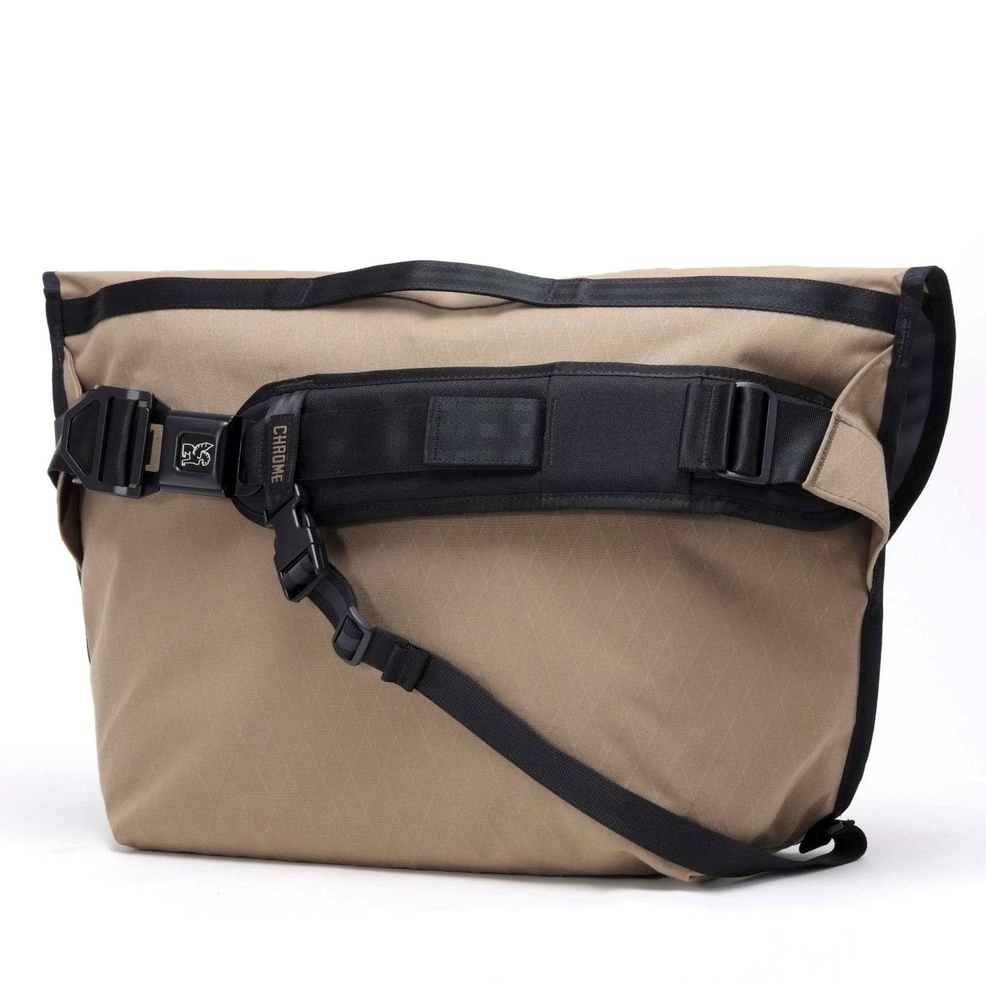 chrome-industries-citizen-24l-messenger-bag image 7