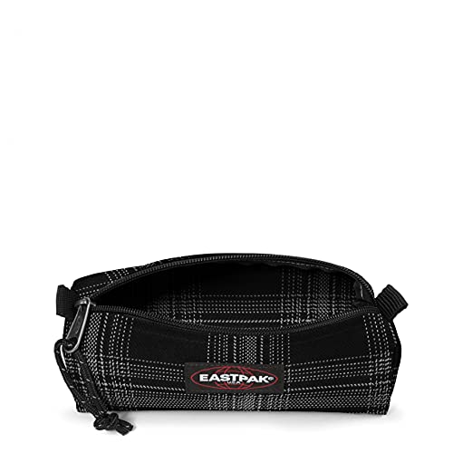 eastpak-benchmark-single-federm-ppchen-im-karo-muster-checked-dark-kompaktes-etu image 5