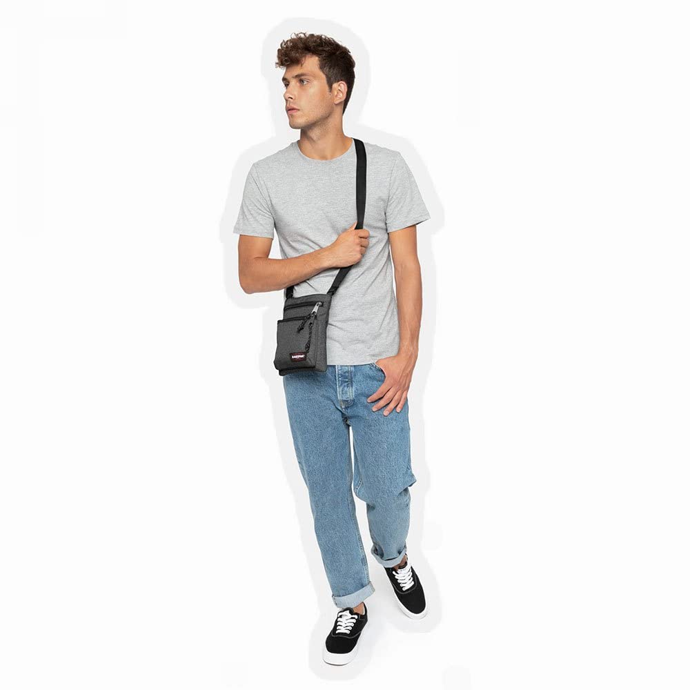 eastpak-rusher-umh-ngetasche-1-5-l-black-denim image 2