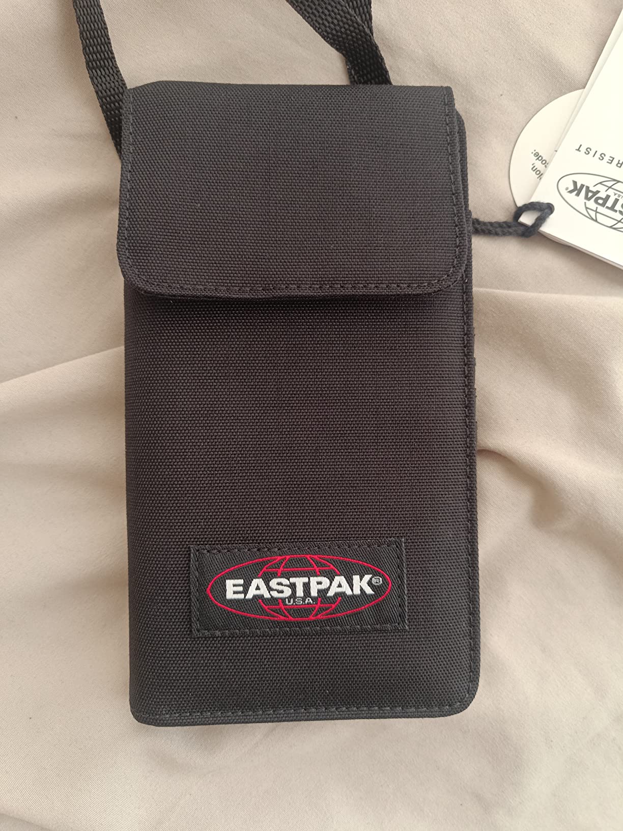 Kompakte Tasche, super für unterwegs
